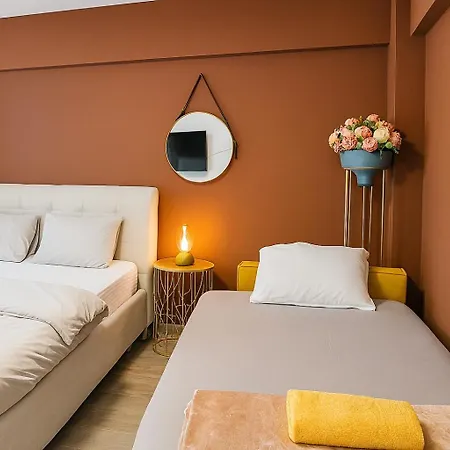 Lejlighed Old Town 4br With 6 Beds For Up To 12 People