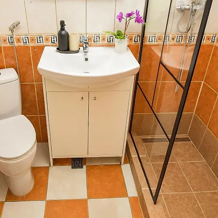 Old Town 4br With 6 Beds For Up To 12 People *